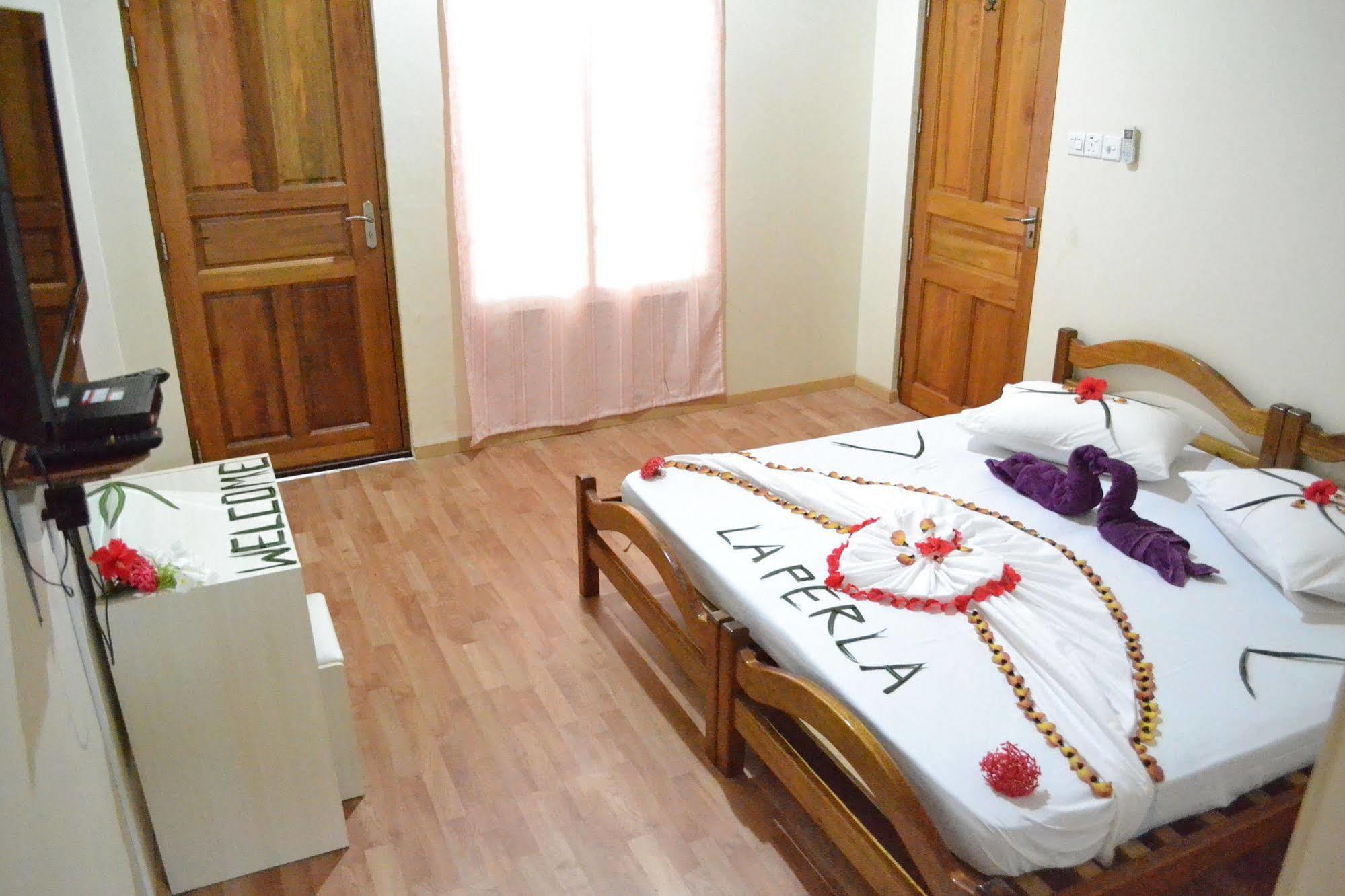 Fulidhoo La Perla Guest House Exterior photo